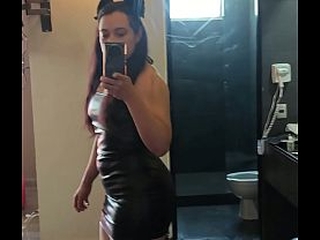 Yannin love 69 esta gatita quiere maullar
